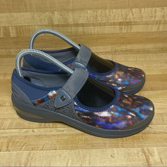 Bzees Reign Multicolored Size 7.5 M Women's Hook & Loop Mary Jane Flat Shoes - Picture 1 of 7